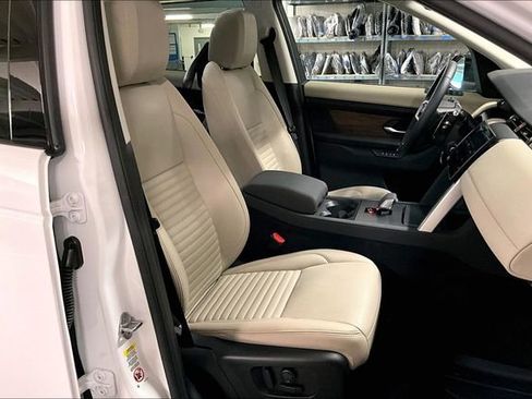 Certified 2025 Land Rover Discovery Sport S image 6