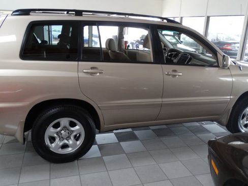 Used 2005 Toyota Highlander image 5