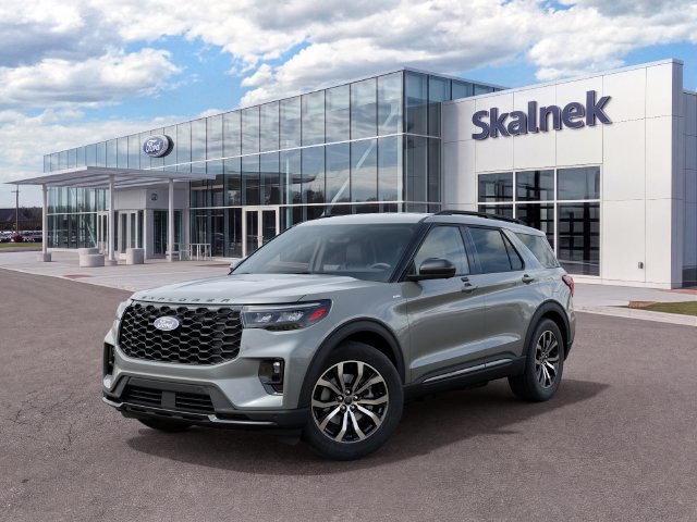 New 2027 Ford Explorer ST-Line AWD/4WD image 2