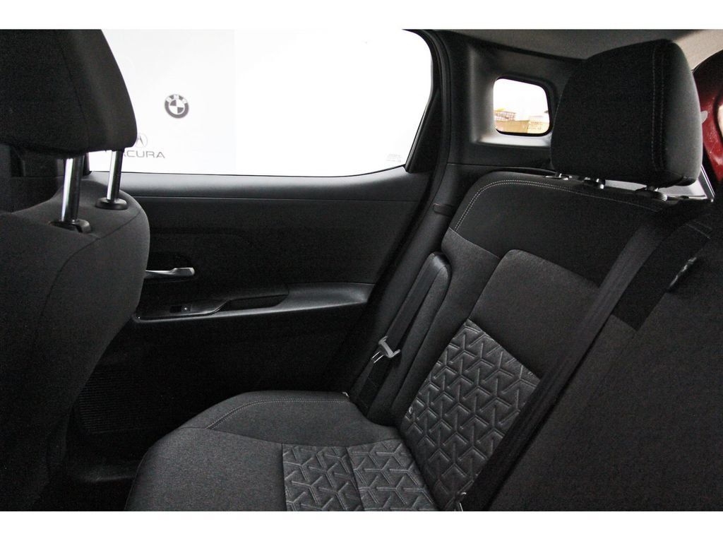 Used 2026 Nissan Kicks SV FWD image 9