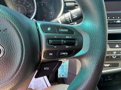 Used 2015 Kia Optima LX FWD image 16