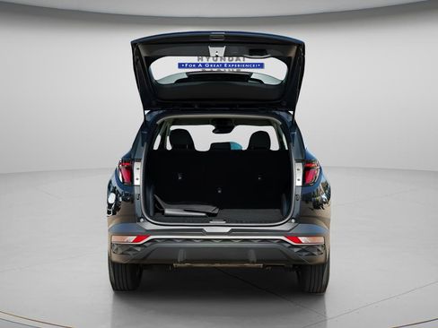 Certified 2023 Hyundai Tucson SE FWD image 10