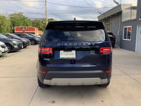 Used 2018 Land Rover Discovery HSE AWD/4WD image 8
