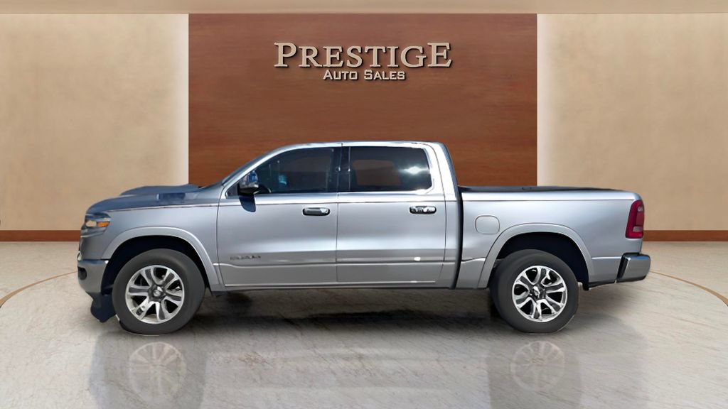 Used 2022 RAM 1500 Limited AWD/4WD image 2