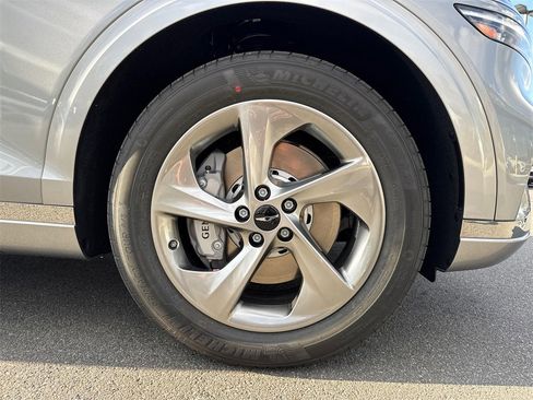 New 2026 Genesis GV70 2.5T Select image 12