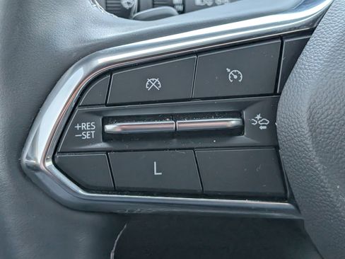 Used 2025 Chevrolet Traverse LT w/ Midnight/Sport Edition image 23