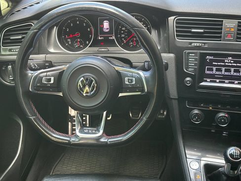 Used 2015 Volkswagen GTI S FWD image 17
