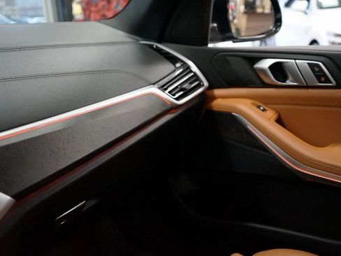 Used 2022 BMW X5 xDrive40i w/ Premium Package image 45