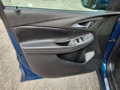 Used 2021 Buick Encore GX Preferred w/ Cold Weather Comfort Package FWD image 14