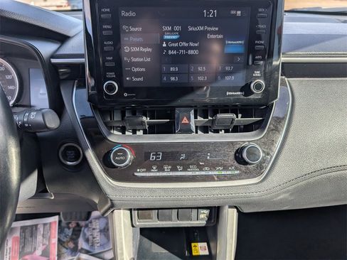 Used 2022 Toyota Corolla Cross LE image 15