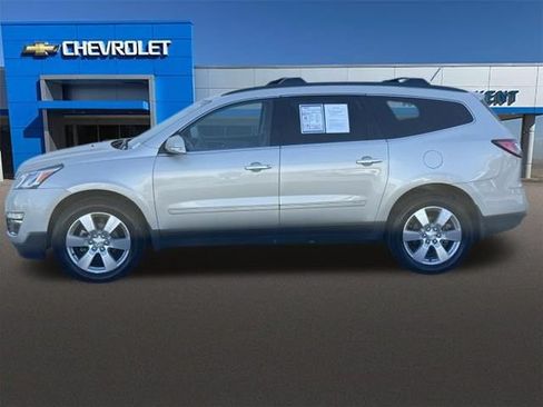 Used 2014 Chevrolet Traverse LTZ FWD image 31