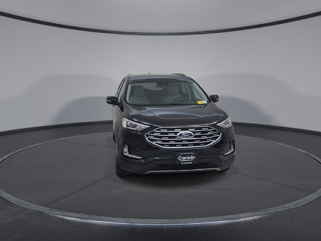 Used 2020 Ford Edge Titanium w/ Class II Trailer Tow Package AWD/4WD image 7