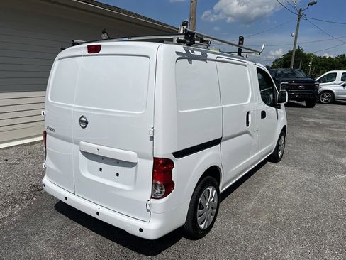 Used 2020 Nissan NV200 SV image 2