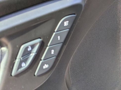 Used 2024 Chevrolet Malibu LT FWD image 25