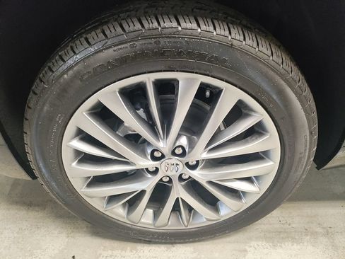 New 2026 Buick Enclave Avenir w/ Super Cruise Package FWD image 19