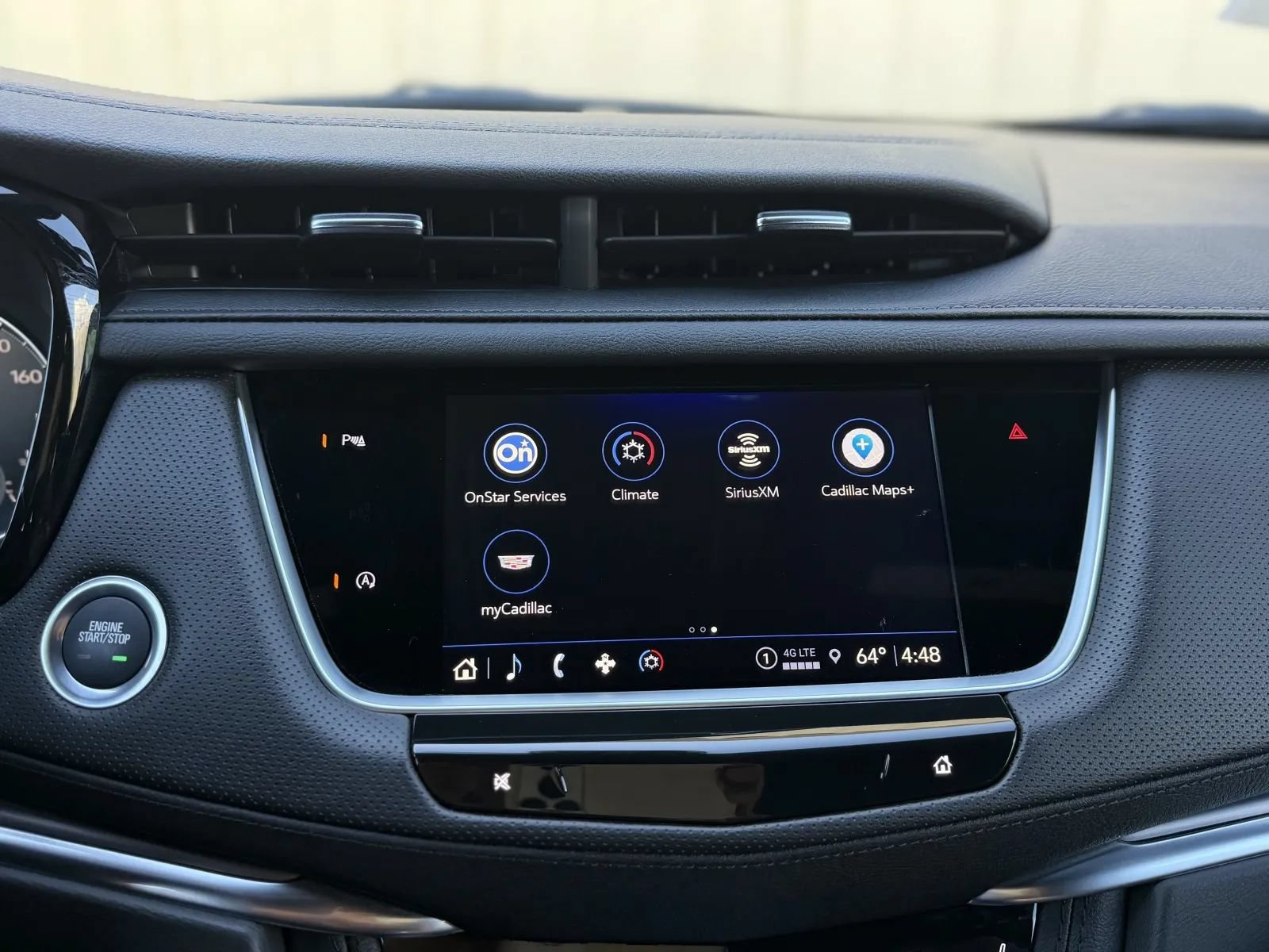 Used 2025 Cadillac XT5 Luxury w/ LPO, Floor Liner Package FWD image 30