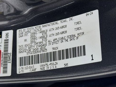 Used 2024 Toyota Tundra Limited image 32