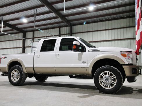 Used 2014 Ford F250 King Ranch image 16