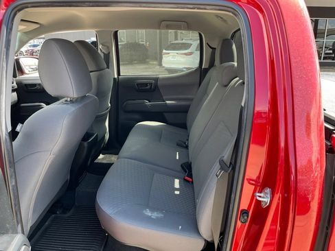 Used 2022 Toyota Tacoma SR AWD/4WD image 12