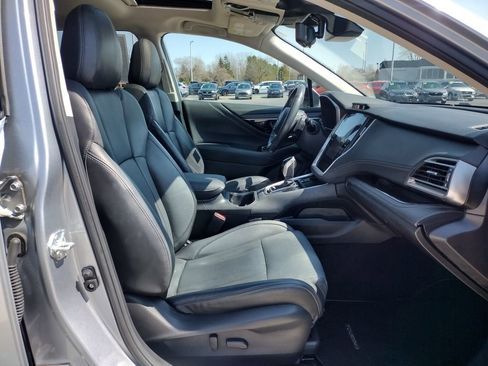 Used 2024 Subaru Outback Touring AWD/4WD image 12