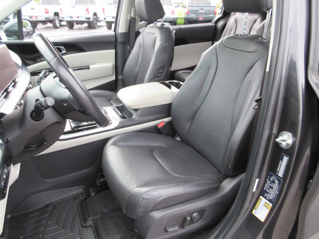 Used 2024 Kia Carnival SX Prestige FWD image 20