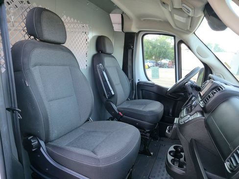 Used 2024 RAM ProMaster 2500 w/ Convenience Group FWD image 23