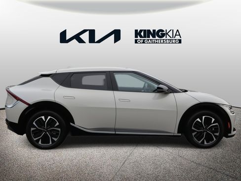 Certified 2023 Kia EV6 Wind image 2