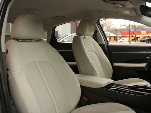 Used 2022 Hyundai Sonata SEL image 25
