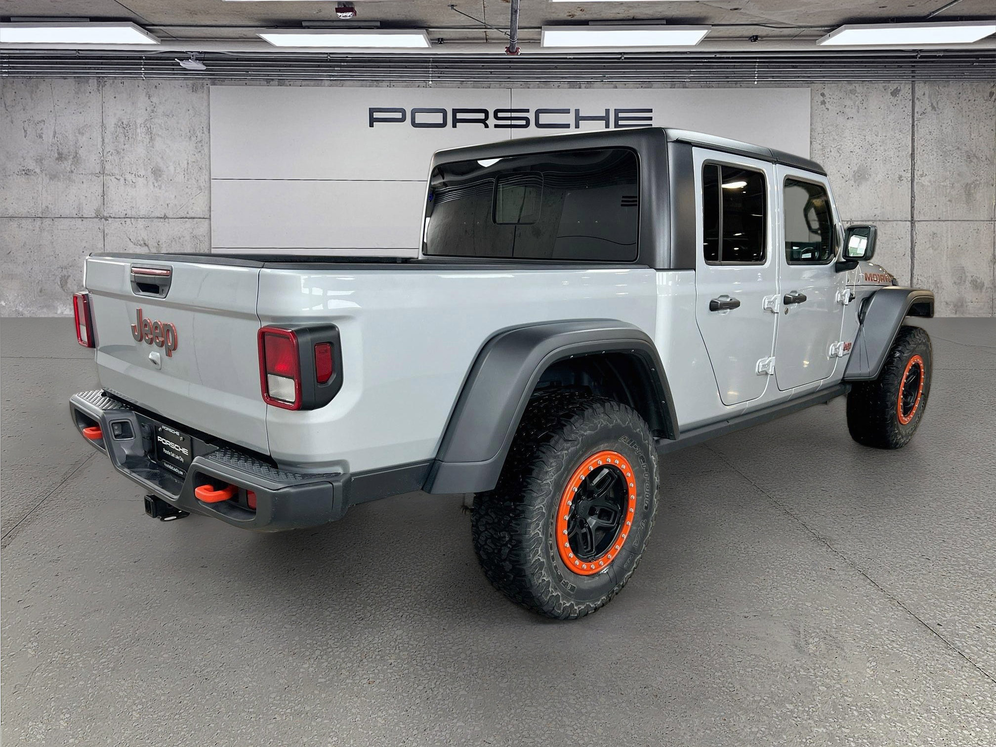Used 2023 Jeep Gladiator Mojave w/ Cold Weather Group AWD/4WD image 9