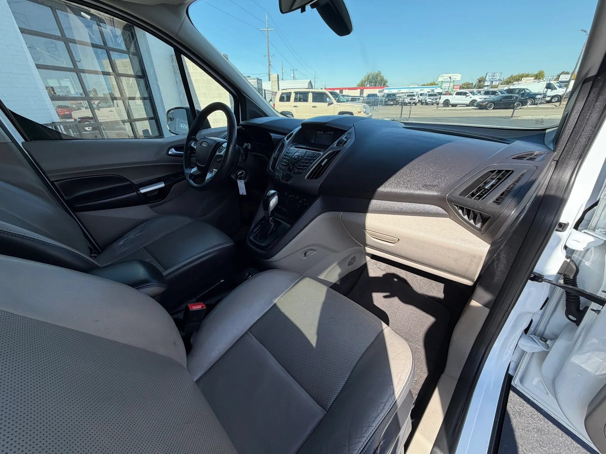 Used 2014 Ford Transit Connect XLT FWD image 14
