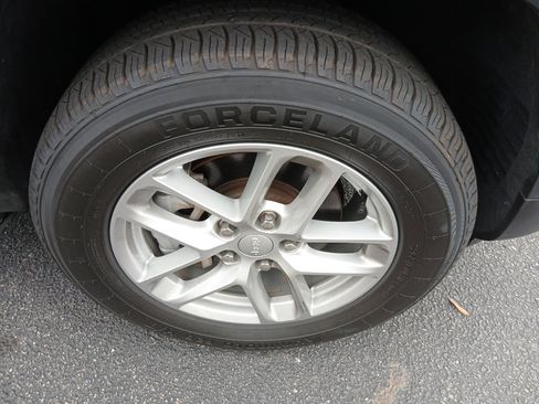 Certified 2023 Jeep Grand Cherokee Limited image 21