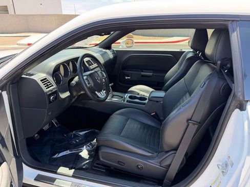 Used 2011 Dodge Challenger R/T RWD image 11