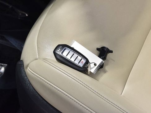 Used 2020 INFINITI QX50 Essential w/ Cargo Package image 39