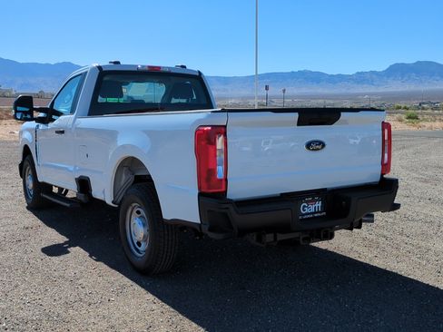 Used 2024 Ford F250 XL RWD image 7