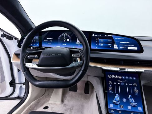 Used 2023 Lucid Air Touring AWD/4WD image 4