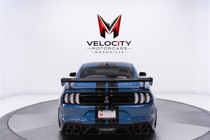 Used 2021 Ford Mustang Shelby GT500 w/ Carbon Fiber Track Pack RWD image 15