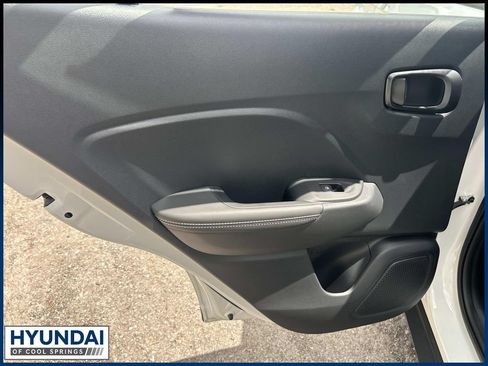 New 2026 Hyundai Venue SEL FWD image 18