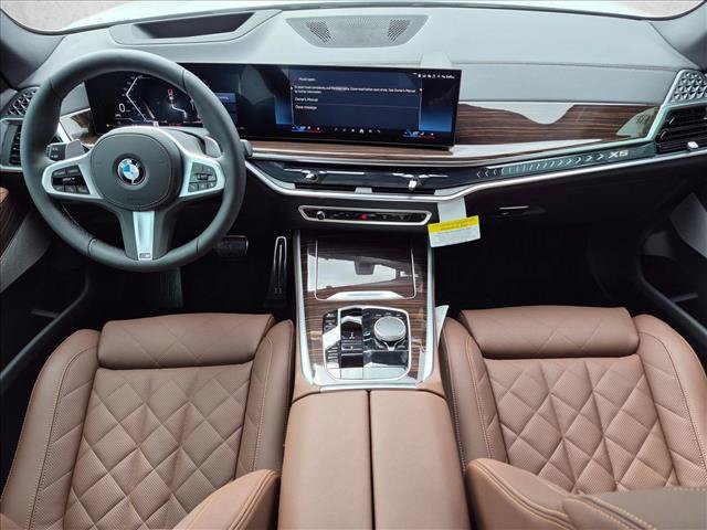 Used 2026 BMW X5 sDrive40i w/ M Sport Package RWD image 16