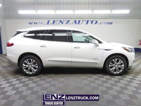 Used 2018 Buick Enclave Avenir w/ Avenir Technology Package AWD/4WD image 1