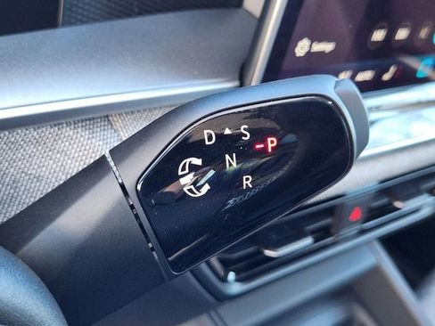 New 2026 Volkswagen Tiguan S image 19