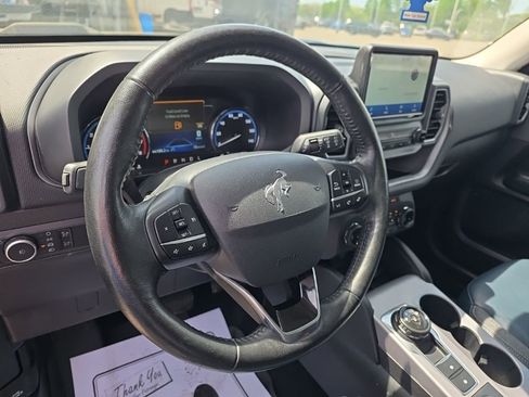 Used 2022 Ford Bronco Sport Outer Banks w/ Tech Package image 9