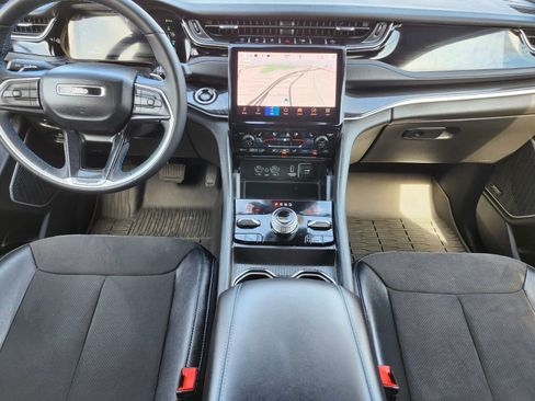 Used 2023 Jeep Grand Cherokee Trailhawk w/ Luxury Tech Group III image 14