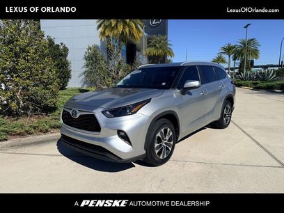 Used 2023 Toyota Highlander XLE