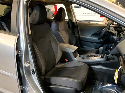 Used 2026 Subaru Crosstrek 2.0i Premium image 8