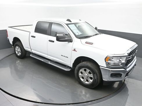 Used 2024 RAM 2500 Big Horn image 44