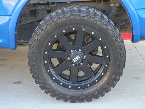 Used 2015 Ford F150 Lariat image 33