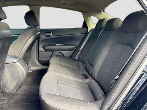 Used 2019 Kia Optima LX image 21