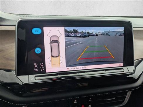 Used 2024 Volkswagen Atlas SE image 13