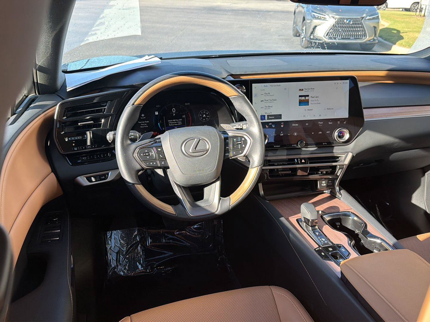 Certified 2026 Lexus RX 350 Premium w/ Accessory Package (Z1) FWD image 18