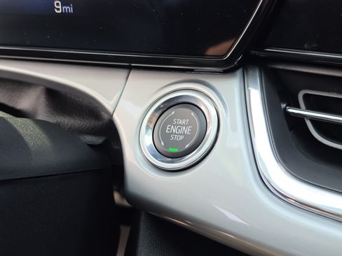 New 2026 Chevrolet Trax LT w/ Sunroof Package FWD image 36